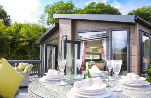 Fort Augustus Resort | Sanctuary 6 Hot tub lodge