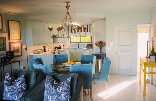 Robberg Beach Apartment | Sanctuary's Secret | Luxe 2 BD Robberg Seaside Apt
