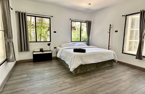 Nong Thale Hotel | Sand Beach Bungalow