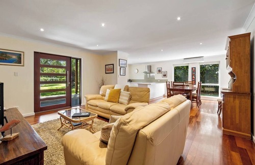Quindalup House | Sand Castle Beach Bliss Expansive Alfresco Living