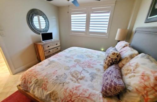 Crescent Beach House | Sand Dollar 101
