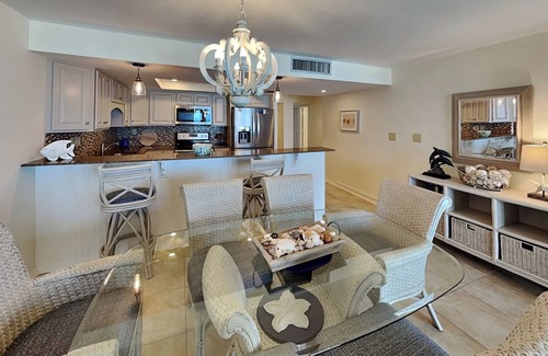 Crescent Beach Condo | Sand Dollar II 207