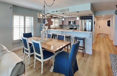 Crescent Beach Condo | Sand Dollar III 308
