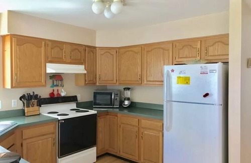 Point Judith House | Sand Hill Cove Colonial, Steps from Roger Wheeler!