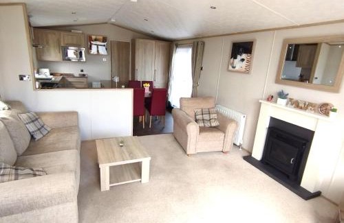 Tunstall House | Sand Le Mere Holiday Village Caravan hire