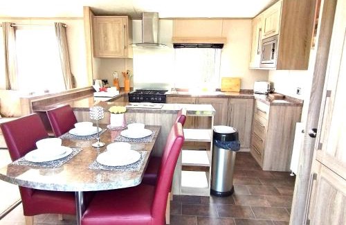 Tunstall House | Sand Le Mere Holiday Village Caravan hire