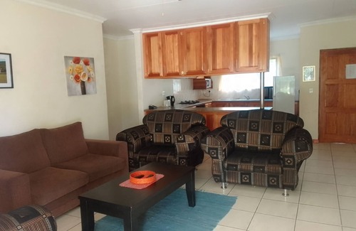 Hazyview Cottage | Sand River Cottages