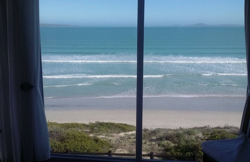 Calypso Beach House | Sand Tower