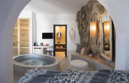 Naousa Hotel | Sandaya Luxury Suites