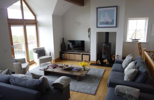 St. Just in Roseland House | Sandbar