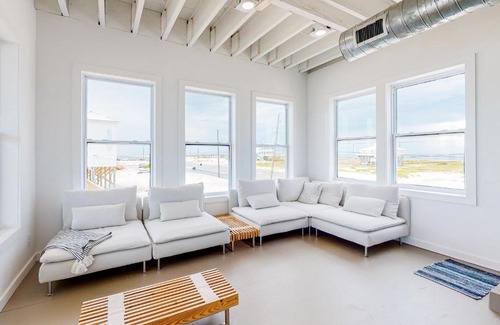 Dauphin Island House | Sandbreak