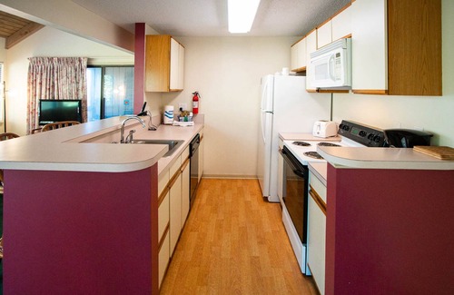 New Bern Apartment | Sandcastle Cove Resort