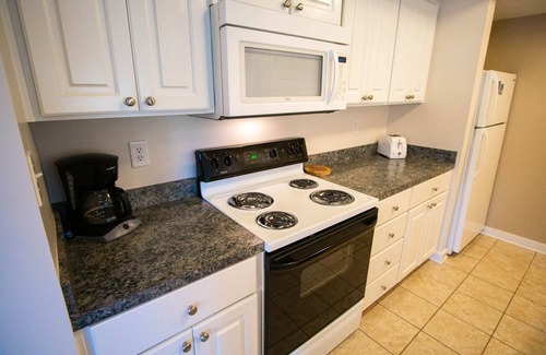 New Bern Apartment | Sandcastle Cove Resort