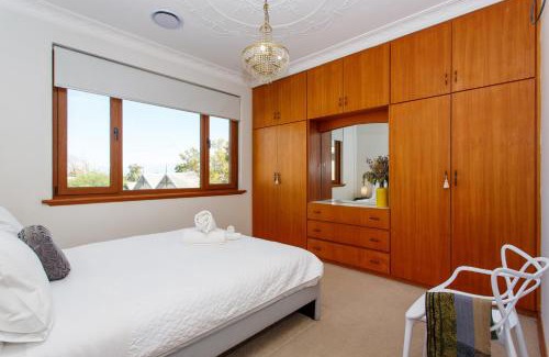 Fremantle House | Sandcastle Loft - The Ultimate Fremantle Escape