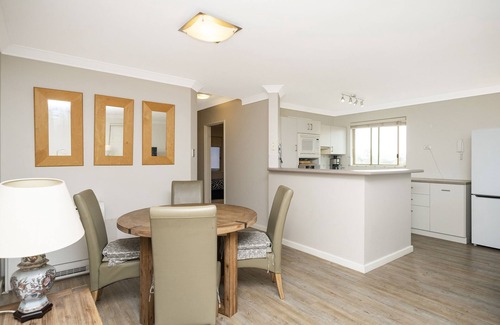 Scarborough Apartment | Sandcastles at the Beach - Outstanding Location