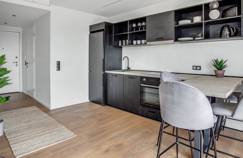 Thessaloniki Apartment | Sanders Arch - Treasured 1-bdr Apt w Balcony