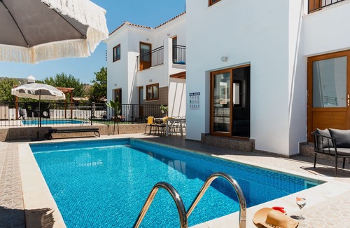 Tremithousa Villa | Sanders White Mountains - Ideal Villa with Pool