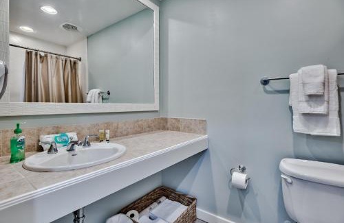 Sandestin Apartment | Sandestin Resort Luau by Tufan