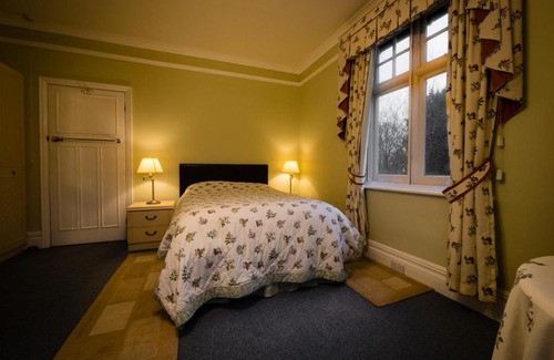 Headington House | Sandfield Guest House