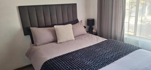 Rooihuiskraal House | Sandgrouse Guesthouse