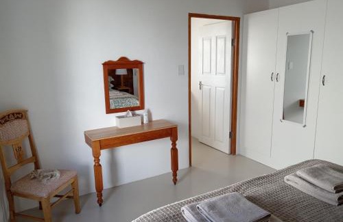 Riebeek Kasteel House | Sandhuis