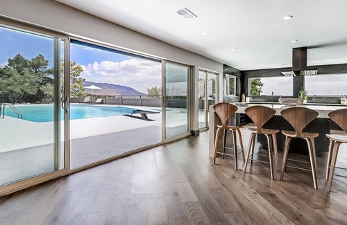 Sandia Heights North House | Sandia Foothills Luxury Estate- Swimming Pool/Spa, Putting Green - Amazing Views