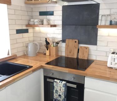 Marazion Apartment | Sandpiper, apartment across from the beach