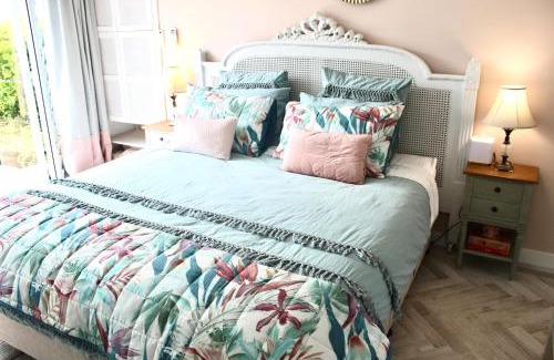 Newport Apartment | Sandpiper Studio