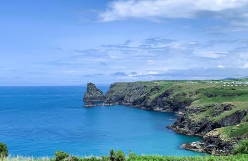 Holsworthy House | Sandpipers Cottage - Devon Sleeps 4, Garden, rural, Dog friendly
