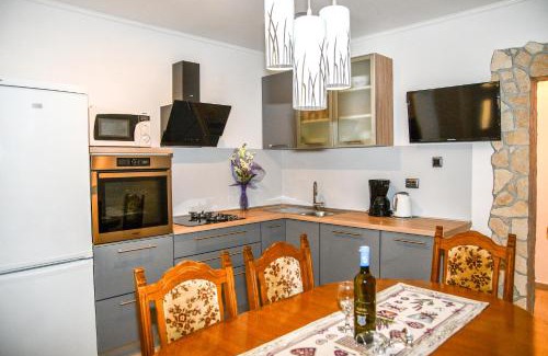 Rab Town Apartment | Sandra