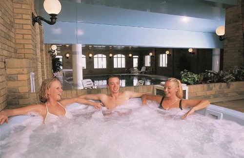 Sandown Hotel | Sandringham Hotel - Seafront, Sandown, Isle of Wight - FREE Return Car Ferry for 3 nights or more
