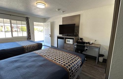 Livermore Hotel | Sands Motel