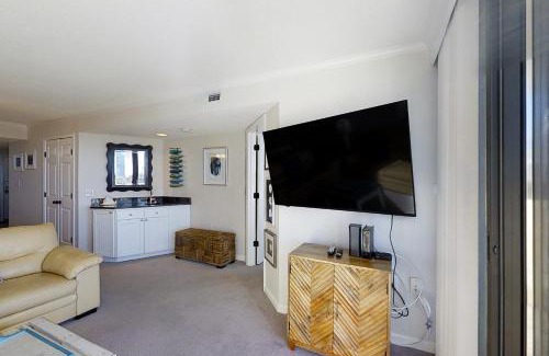 Atlantic Beach Apartment | Sands Villa 126