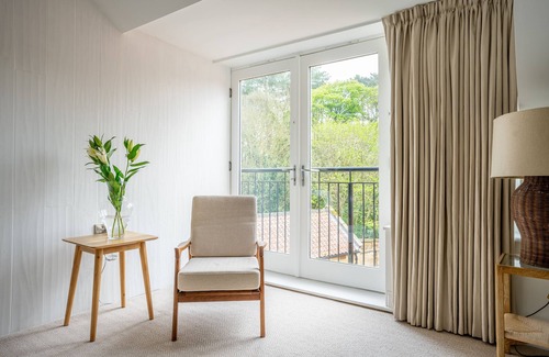 Sandsend Cottage | Sandsend - Pheasant House - a family break that sleeps 6 guests in 3 bedrooms