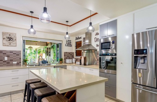 Sandstone Point House | Sandstone Piece of Paradise