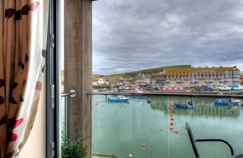 West Bay Apartment | Sandstones