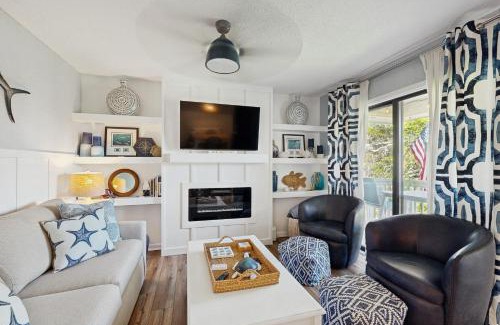 Ocean Ridge Apartment | Sandstorm