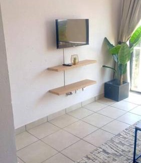 Greater Johannesburg Metropolitan Area Apartment | Sandton Villas - Dainfern