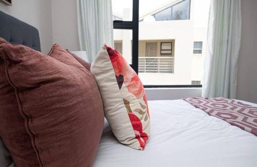 Greater Johannesburg Metropolitan Area Apartment | Sandton Villas - Dainfern