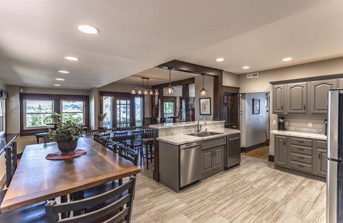 Cassopolis House | Sandy Beach WhlChr-Friendly Woodlands Lodge w/47 Wooded Acres w/Trails!
