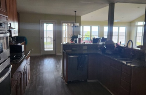 Craven County House | Sandy beachfront house perfect for water sports and breathtaking views