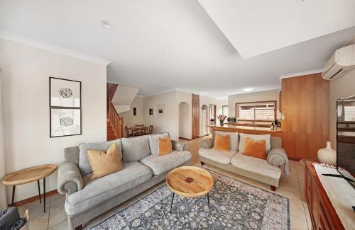 Torquay House | Sandy Bliss Walk to the beach