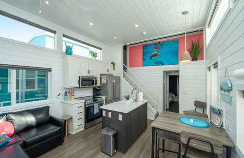 Parker Strip House | Sandy Cheeks, Deluxe Rive Views, Roadrunner Resort
