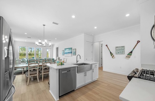 Orange Beach House | Sandy Cheeks