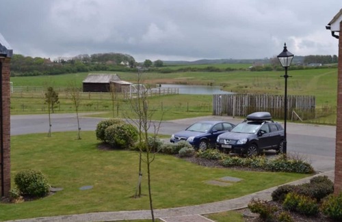 Filey Apartment | Sandy Feet 1st floor apartment with open plan living on The Bay, Filey