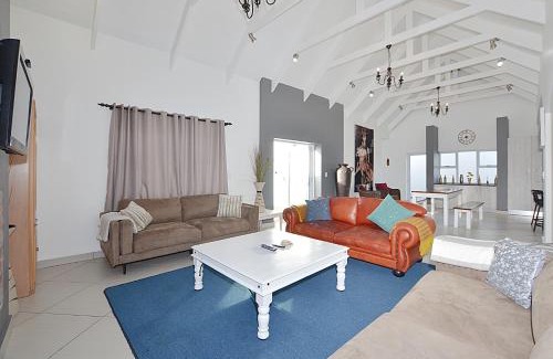 Yzerfontein House | Sandy Feet
