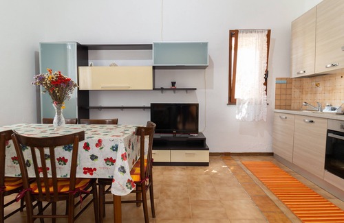 Capo Mannu Apartment | Sandy House - Two Bedroom Apartment, Sleeps 4