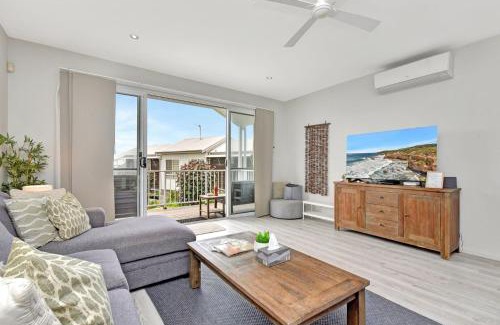 Caves Beach Villa | Sandy Isles at Caves Beach Villas
