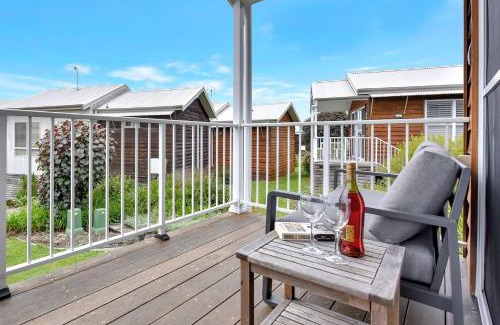 Caves Beach Villa | Sandy Isles at Caves Beach Villas