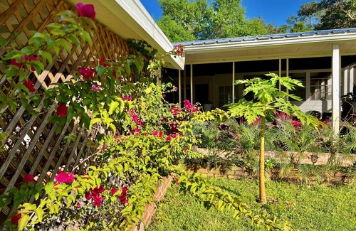 Crescent City House | SANDY LAKES FARM - 40+ acre private retreat on Sandy Lake